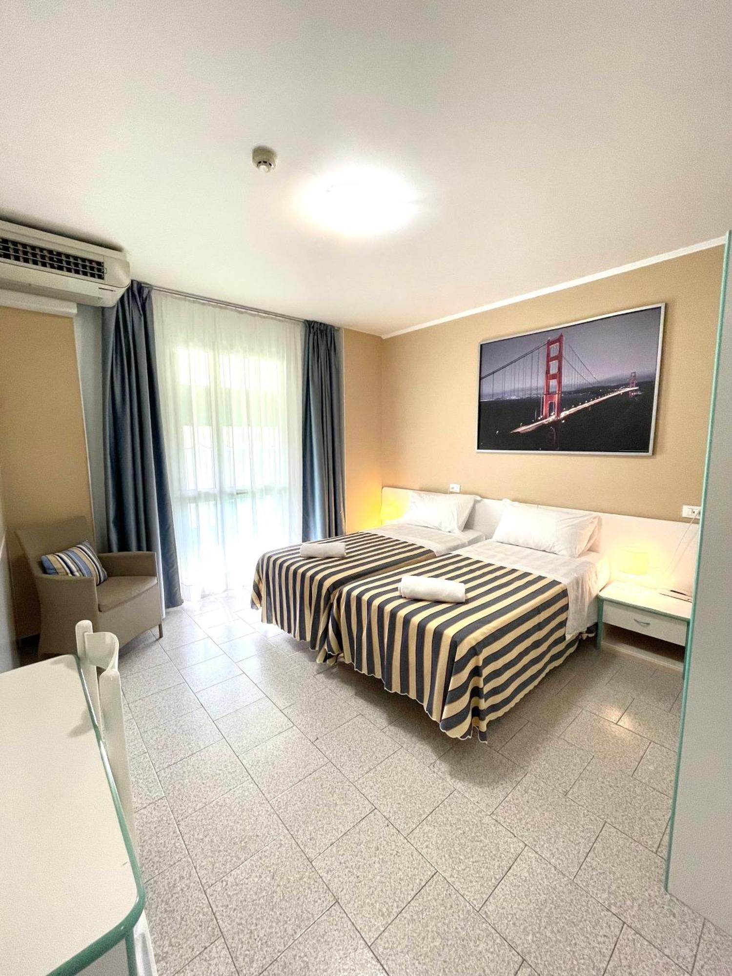 Hotel Riviera Lido di Jesolo Exterior photo